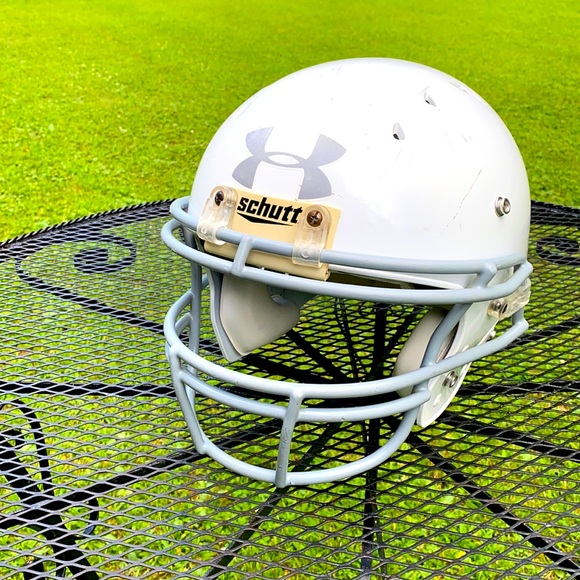 Schutt Other Schutt Youth Football Helmet Poshmark